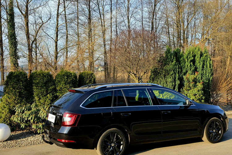 Skoda Octavia 1.6 TDi 115KM STYLE / I-właściciel / Serwisowana w ASO zdjęcie 4