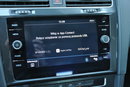 Volkswagen Golf 1.0B 85KM Manual 5-G SalonPL 1wł AppConnect Ledy CzujnikiPark zdjęcie 19