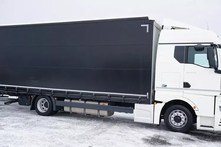 MAN TGX / 18.470 / E 6 / GM / ZESTAW PRZEJAZDOWY 120 M3 / ŁAD. 14 815 KG / RETARDER zdjęcie 38