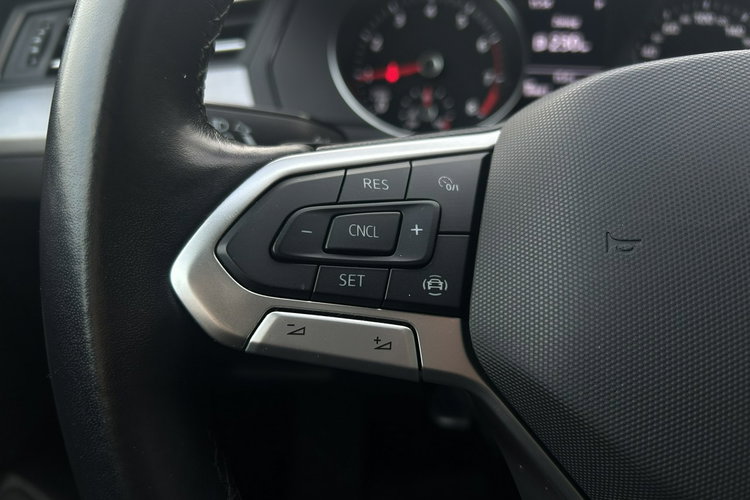 Volkswagen Passat Salon Polska Poleasingowy I właściciel Serwis ASO VAT 23% Bezwypadkowy zdjęcie 7