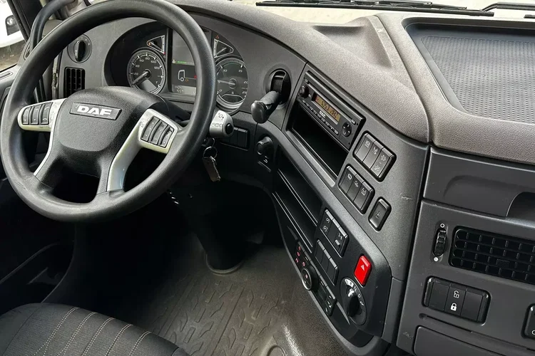 DAF XF 106.480 / SC / E6 / STANDARD / RETARDER / SPROWADZONY / DUŻY WYBÓR zdjęcie 26