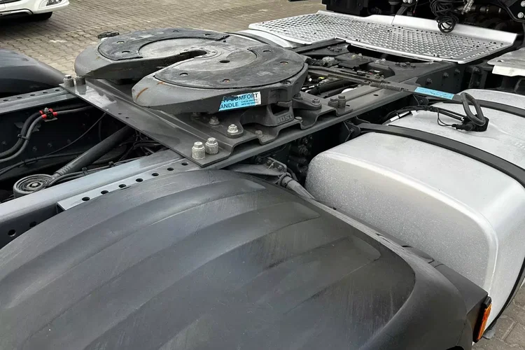 DAF XF 106.480 / SC / E6 / STANDARD / RETARDER / SPROWADZONY / DUŻY WYBÓR zdjęcie 21