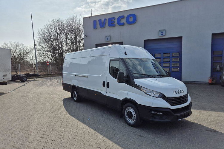 IVECO DAILY 35S 16 zdjęcie 1