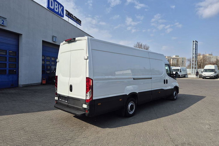 IVECO DAILY 35S 16 zdjęcie 2