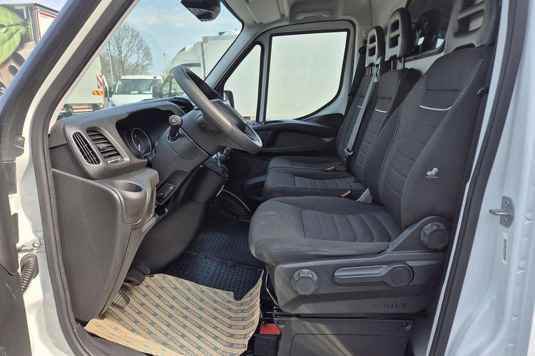IVECO DAILY 35S 16 zdjęcie 6