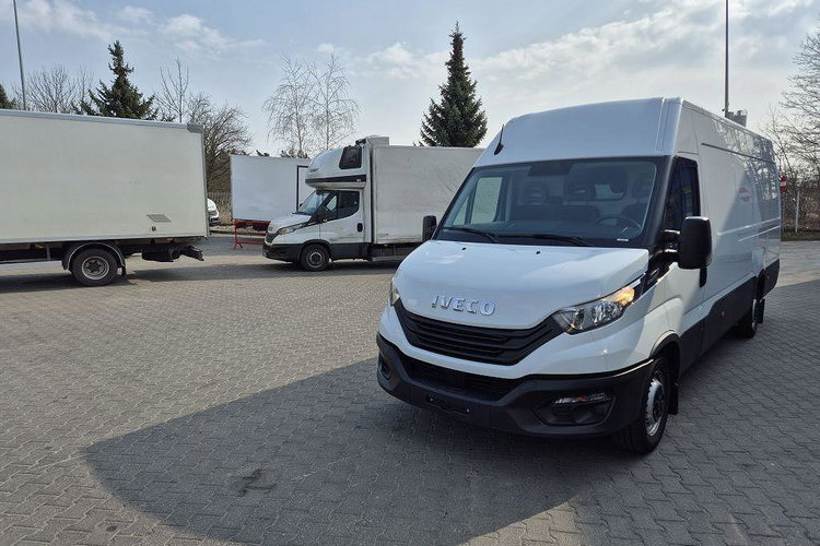 IVECO DAILY 35S 16A8 zdjęcie 3