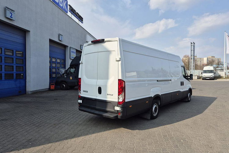 IVECO DAILY 35S 16A8 zdjęcie 4