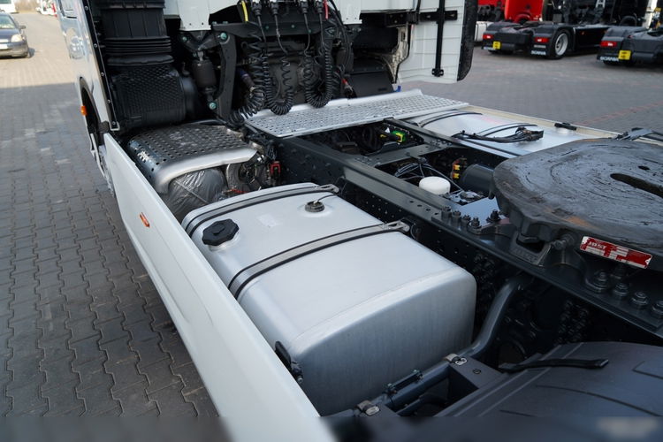 Iveco S-WAY / 490 / RETARDER / KLIMA POSTOJOWA / 2023 R  zdjęcie 13