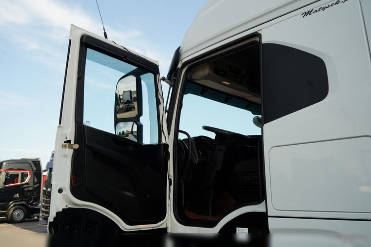 Iveco S-WAY / 490 / RETARDER / KLIMA POSTOJOWA / 2023 R  zdjęcie 22