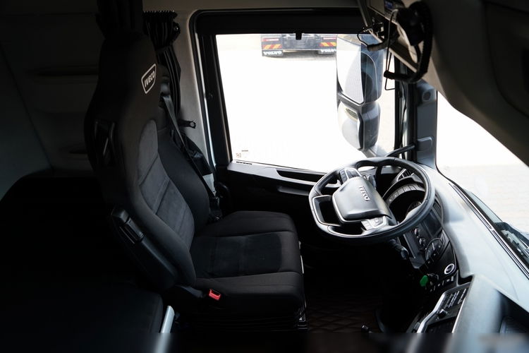 Iveco S-WAY / 490 / RETARDER / KLIMA POSTOJOWA / 2023 R  zdjęcie 28