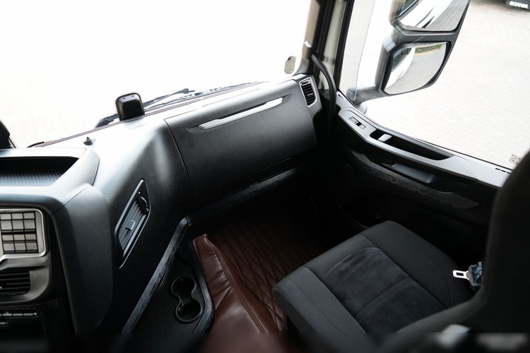 Iveco S-WAY / 490 / RETARDER / KLIMA POSTOJOWA / 2023 R  zdjęcie 33