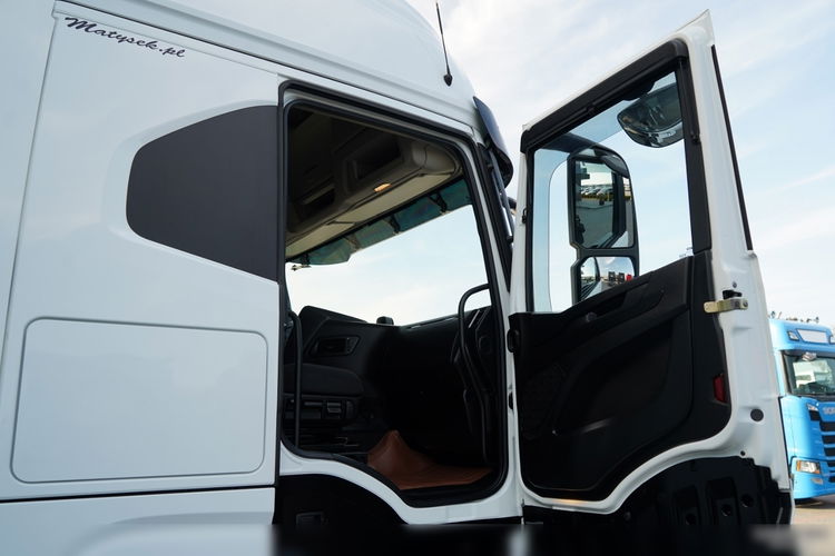 Iveco S-WAY / 490 / RETARDER / KLIMA POSTOJOWA / 2023 R  zdjęcie 38