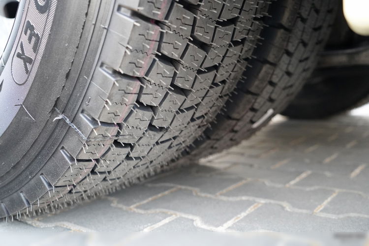 Iveco S-WAY / 570 / RETARDER / KLIMATYZACJA POSTOJOWA / CAŁA NA PODUSZKACH / OPONY 100% / ALUFELGI / SKÓRY / zdjęcie 20