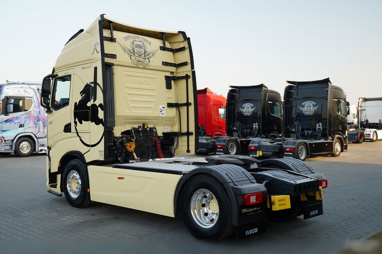 Iveco S-WAY / 570 / RETARDER / KLIMATYZACJA POSTOJOWA / CAŁA NA PODUSZKACH / OPONY 100% / ALUFELGI / SKÓRY / zdjęcie 7