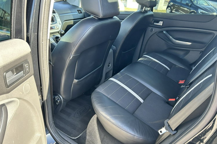 Ford Kuga zdjęcie 18