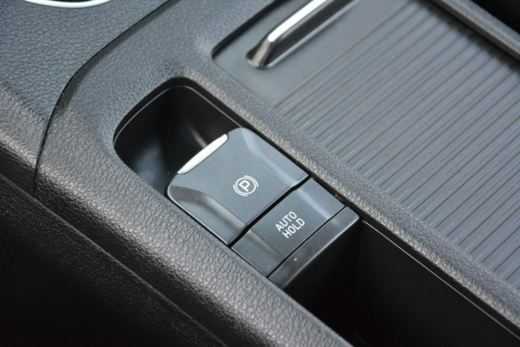 Hyundai i30 Panorama Ful Led Duża Navi Kamera Asyst. pasa Grz.kier Parktr. Alu17 zdjęcie 31