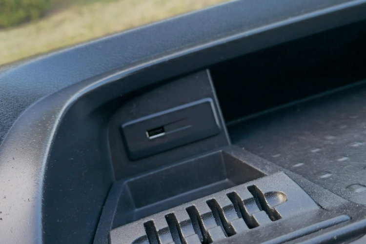 Trafic Renault Trafic 1.6 Diesel 90km Manual Klima 3 Fotele zdjęcie 28