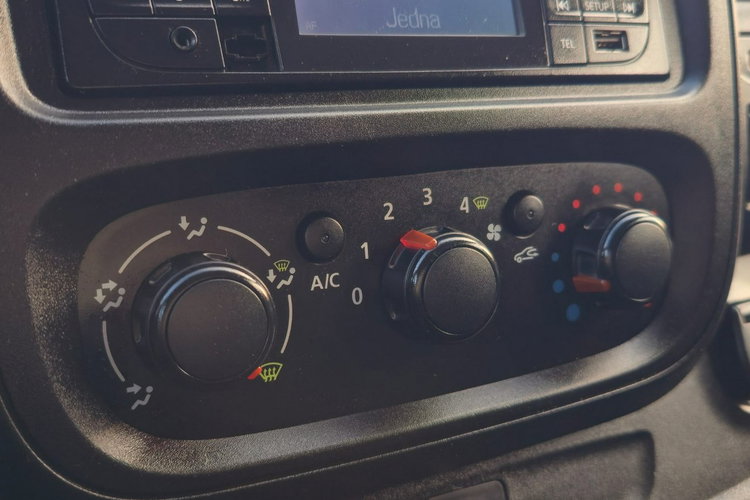 Trafic Renault Trafic 1.6 Diesel 90km Manual Klima 3 Fotele zdjęcie 32