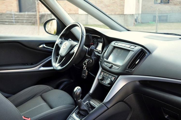 Opel Zafira 1.4T(140KM) Led Car Play Kamera 7-Foteli Grzana Kierownica Alu17"ASO zdjęcie 18