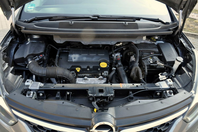 Opel Zafira 1.4T(140KM) Led Car Play Kamera 7-Foteli Grzana Kierownica Alu17"ASO zdjęcie 39