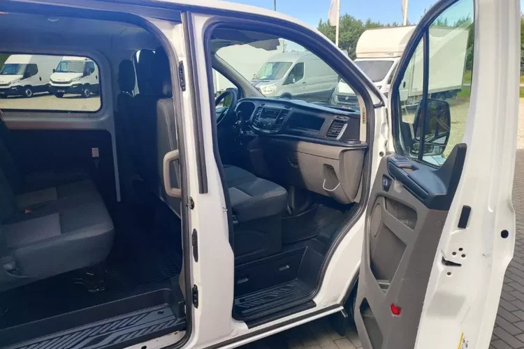 Ford Transit zdjęcie 12