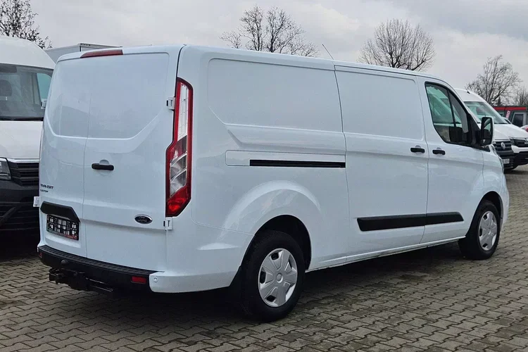 Ford transit-custom L2H1 52900zł NETTO 2.0TdCi/131KM zdjęcie 9