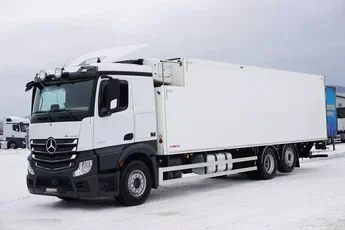 Mercedes / ACTROS / 2553 / EURO 6 / CHŁODNIA + WINDA / 23 PALETY / OŚ SKRĘTNA