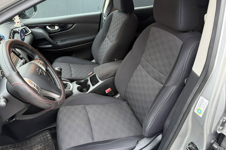 Nissan Qashqai Nowy Rozrząd . . Panorama dach . Niski przebieg. zdjęcie 16