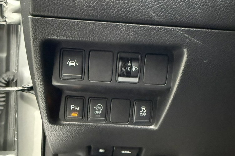 Nissan Qashqai Nowy Rozrząd . . Panorama dach . Niski przebieg. zdjęcie 25