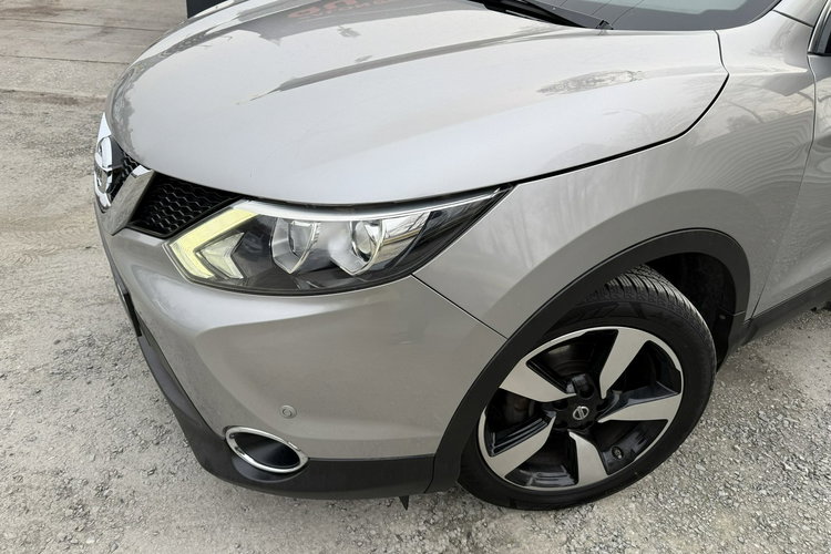 Nissan Qashqai Nowy Rozrząd . . Panorama dach . Niski przebieg. zdjęcie 9