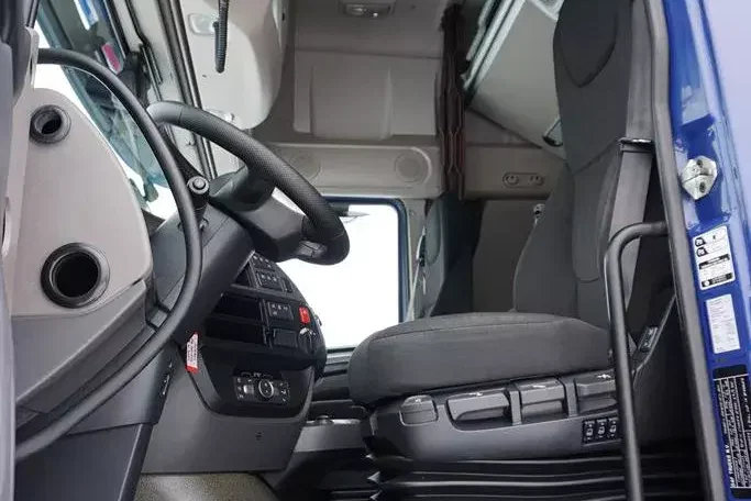 DAF XF / 480 / ACC / EURO 6 / SSC / MEGA / BDF / 7.82 M / RETARDER / OŚ SKRĘTNA zdjęcie 48