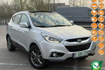 Hyundai ix35 1.6GDI ledy skóry kamera Navi panorama asyst.park bi xenon 1.r.garancj