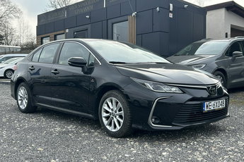Toyota Corolla Salon Polska Poleasingowy I właściciel Serwis ASO VAT 23% Bezwypadkowy