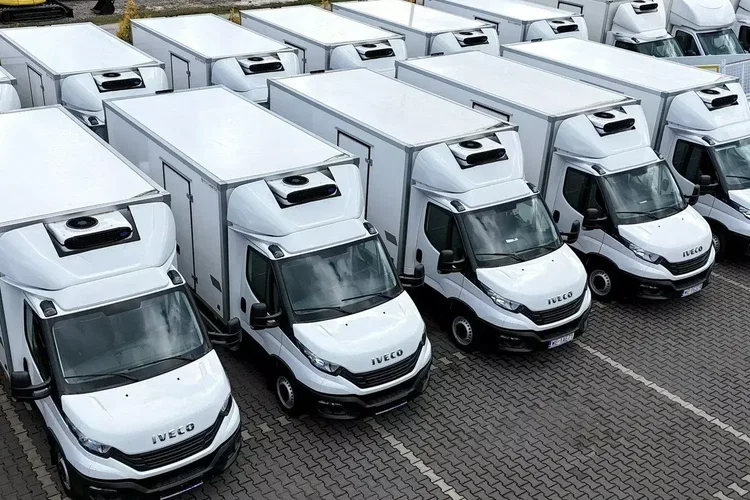 Iveco Daily 35S16 V zdjęcie 9