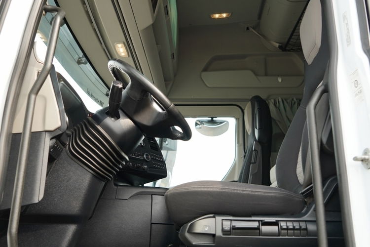 Ford F-MAX 500 / EURO 6  zdjęcie 24