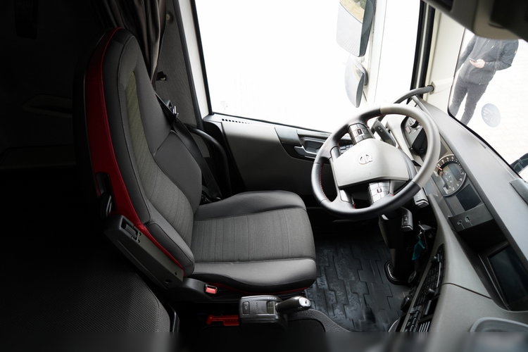 Volvo FH 540 / RETARDER / KLIMATYZACJA POSTOJOWA / I-SHIFT / EURO 6  zdjęcie 21