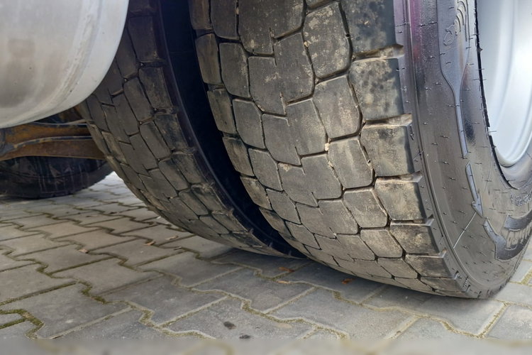 Volvo FH 540 / RETARDER / KLIMATYZACJA POSTOJOWA / I-SHIFT / EURO 6  zdjęcie 36