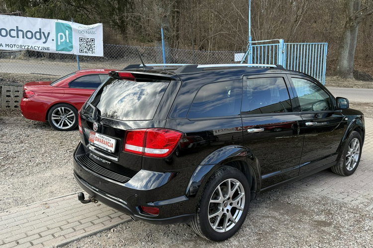 Fiat Freemont 2.0d Multijet 4x4 black code full opcja dvd Navi kamera skóry 1.r.gwar zdjęcie 10