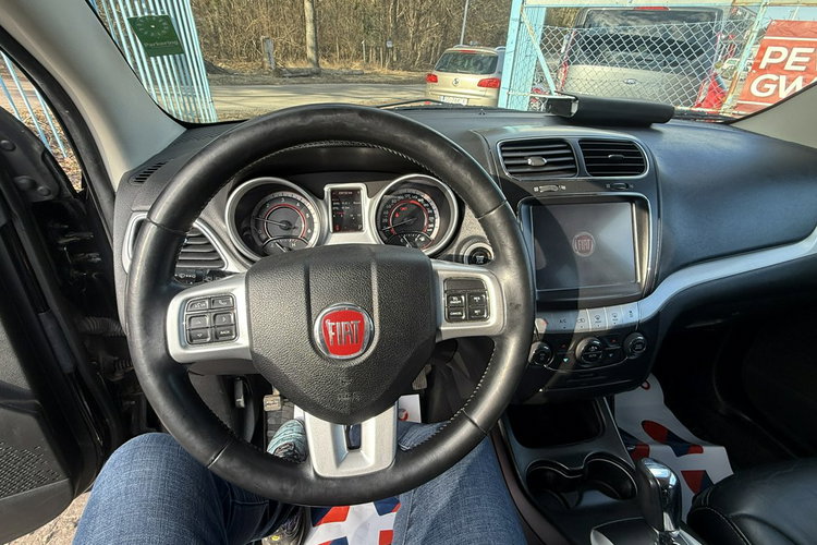 Fiat Freemont 2.0d Multijet 4x4 black code full opcja dvd Navi kamera skóry 1.r.gwar zdjęcie 27