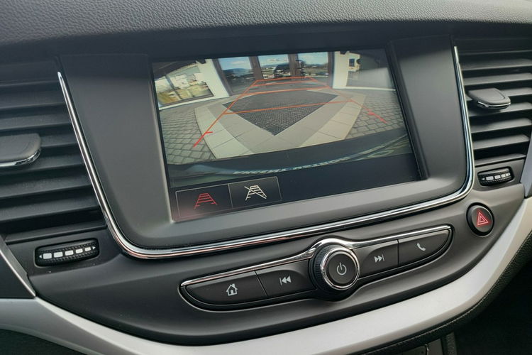 Opel Astra Sports Tourer 1.4 Turbo Edition + pełny serwis zdjęcie 17