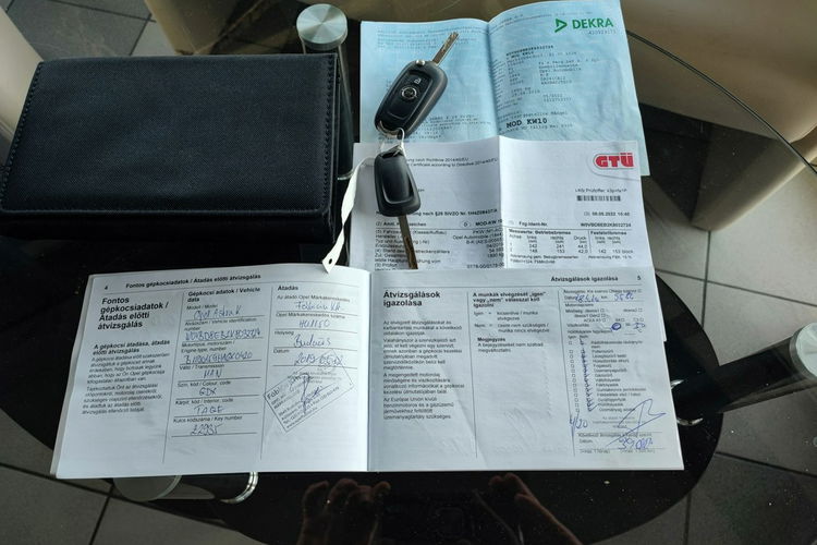 Opel Astra Sports Tourer 1.4 Turbo Edition + pełny serwis zdjęcie 21