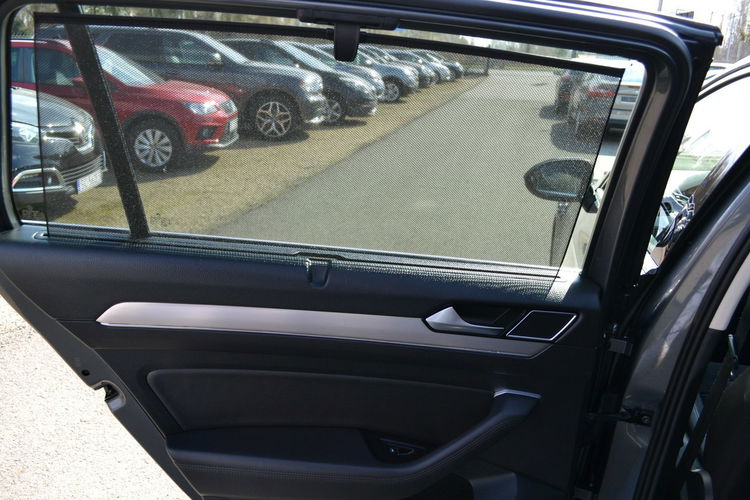 Volkswagen Passat Bardzo Ładny Virtual KeyllessGo LED El. Fotele DSG zdjęcie 11