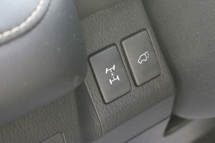 Toyota RAV-4 Salon Polska skóra automat 4WD zdjęcie 20