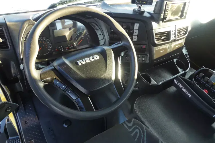 Iveco TRAKKER 450 / 8x4 / EURO 6 / HDS PALFINGER PK 22002-EH / NISKI PRZEBIEG / zdjęcie 28