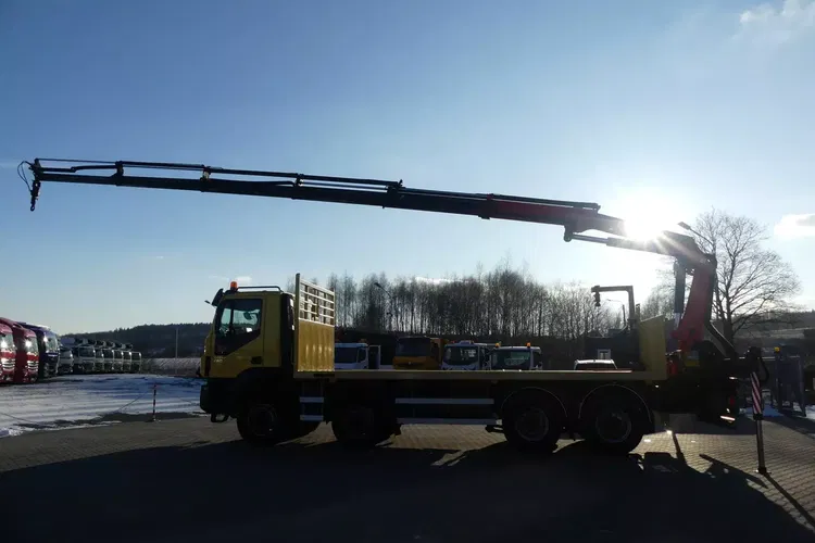 Iveco TRAKKER 450 / 8x4 / EURO 6 / HDS PALFINGER PK 22002-EH / NISKI PRZEBIEG / zdjęcie 3