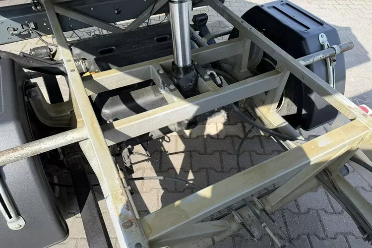 Mercedes MB 100 zdjęcie 39