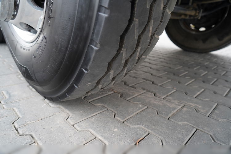 Volvo FMX 460 / 8x4 / GRUSZKA 9m3 / BETONOMIESZARKA / SCHWING STETTER / 9 M3 / I-SHIFT/ ALUFELGI / EURO 6 zdjęcie 23