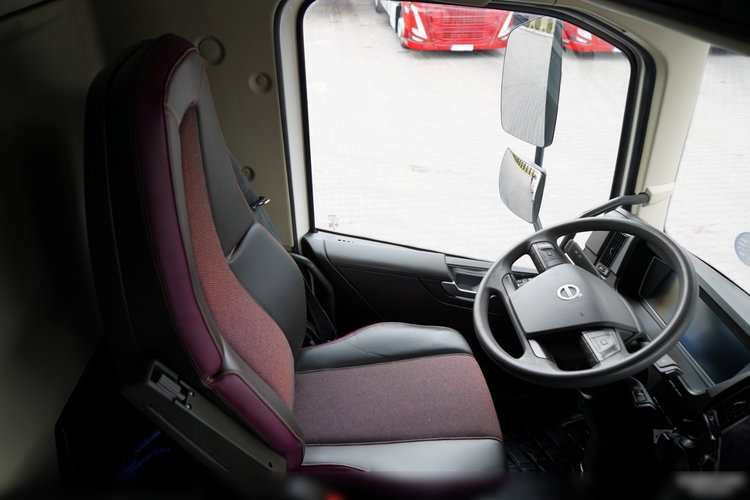 Volvo FMX 460 / 8x4 / GRUSZKA 9m3 / BETONOMIESZARKA / SCHWING STETTER / 9 M3 / I-SHIFT/ ALUFELGI / EURO 6 zdjęcie 34