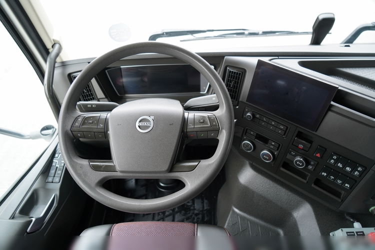 Volvo FMX 460 / 8x4 / GRUSZKA 9m3 / BETONOMIESZARKA / SCHWING STETTER / 9 M3 / I-SHIFT/ ALUFELGI / EURO 6 zdjęcie 35