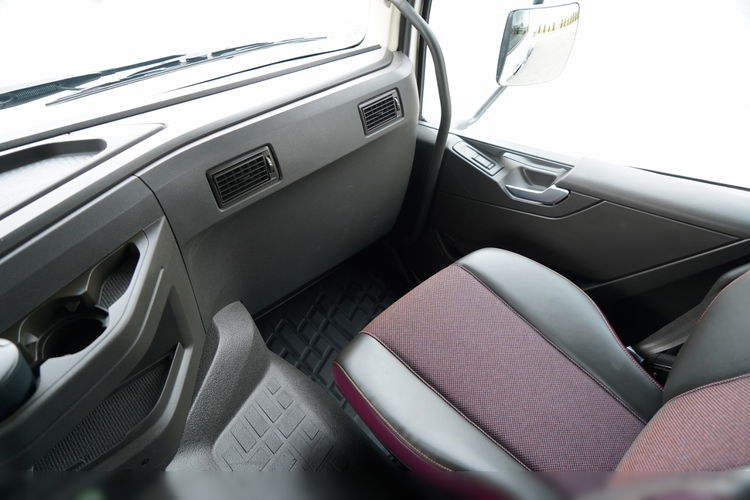 Volvo FMX 460 / 8x4 / GRUSZKA 9m3 / BETONOMIESZARKA / SCHWING STETTER / 9 M3 / I-SHIFT/ ALUFELGI / EURO 6 zdjęcie 38